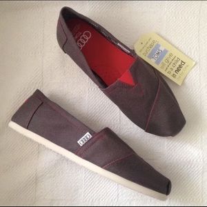 NEW RARE Toms canvas slip on shoes AUDI ASH 7.5